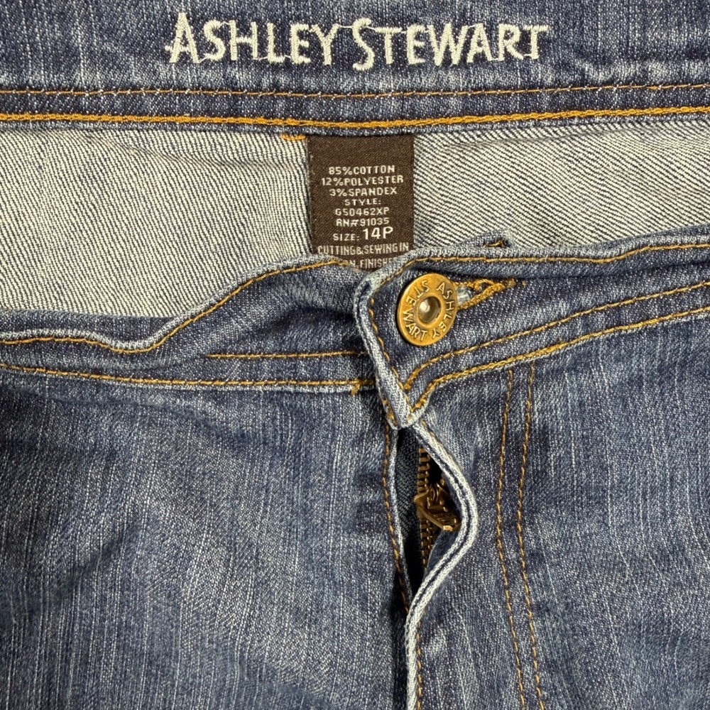 Ashley Stewart Blue Straight Leg Stretch Jeans Petite 14P Medium Wash